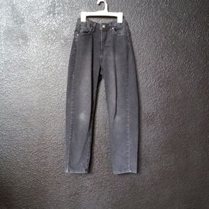 Black high rise baggy jeans.